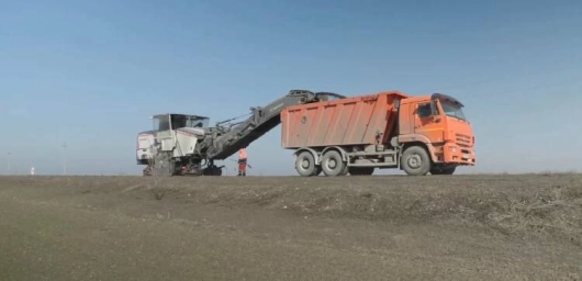 Комфортной и безопасной станет дорога из Новой Каховки в Геническ Комфортной и безопасной станет дорога из Новой Каховки в Геническ