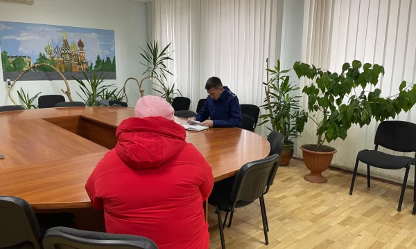 Зам. прокурора Павел Зерновой провёл выездной прием граждан в пгт Ивановка