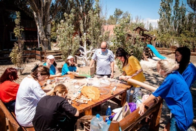 Студенты ХТУ презентовали композицию, посвященную важности переработки пластика  Студенты ХТУ презентовали композицию, посвященную важности переработки пластика