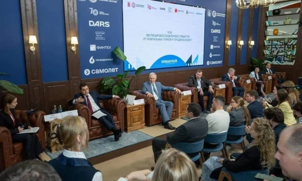 Владимир Сальдо рассказал о реализации строительных проектов в Херсонской области на ПМЭФ