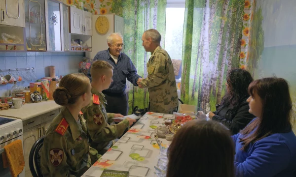 Росгвардейцы навестили семью героев специальной военной операции в Херсонской области