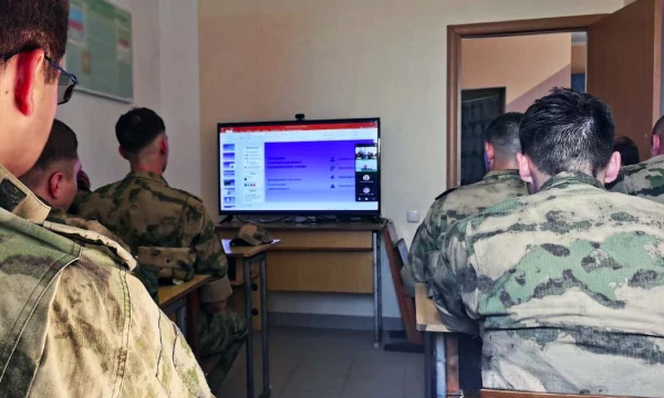 В Херсонской области лектор Общества «Знание» провела занятие для росгвардейцев