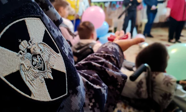 Сотрудники Росгвардии стали почетными гостями праздничного концерта воспитанников Алешкинского дома-интерната