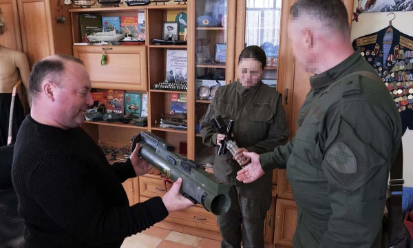 В Херсонской области росгвардейцы&raquo; передали в дар музею &laquo;Таврида&raquo; экспонат