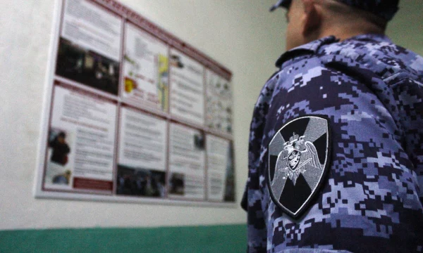 В Херсонской области росгвардейцы проверяют безопасность школ и детских садов к 1 сентября
