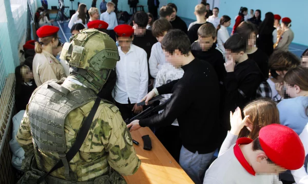 Военнослужащие Росгвардии стали соорганизаторами Дня призывника в Херсонской области